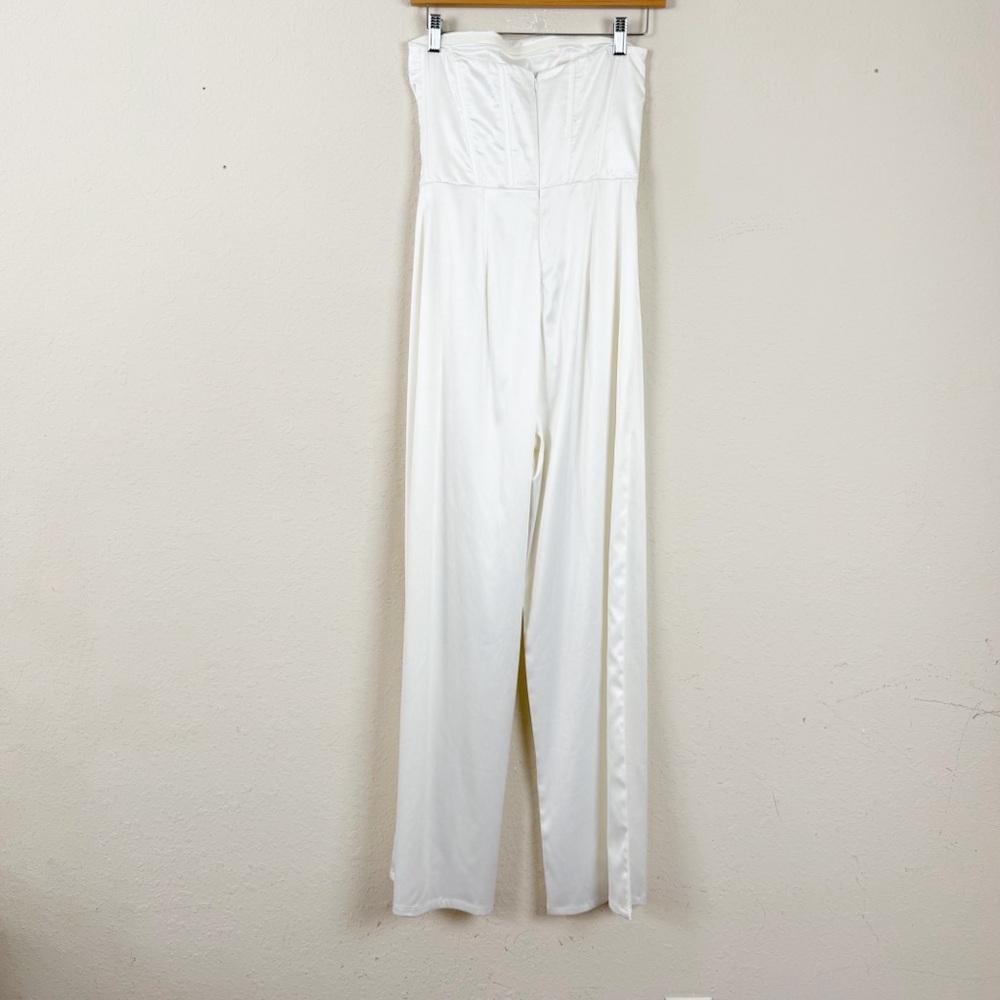 Strapless Wide-Leg White Jumpsuit - Picture 5 of 7